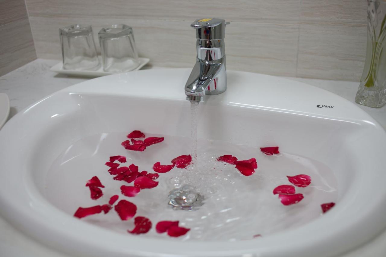 Hanoi Luxury House & Travel Экстерьер фото